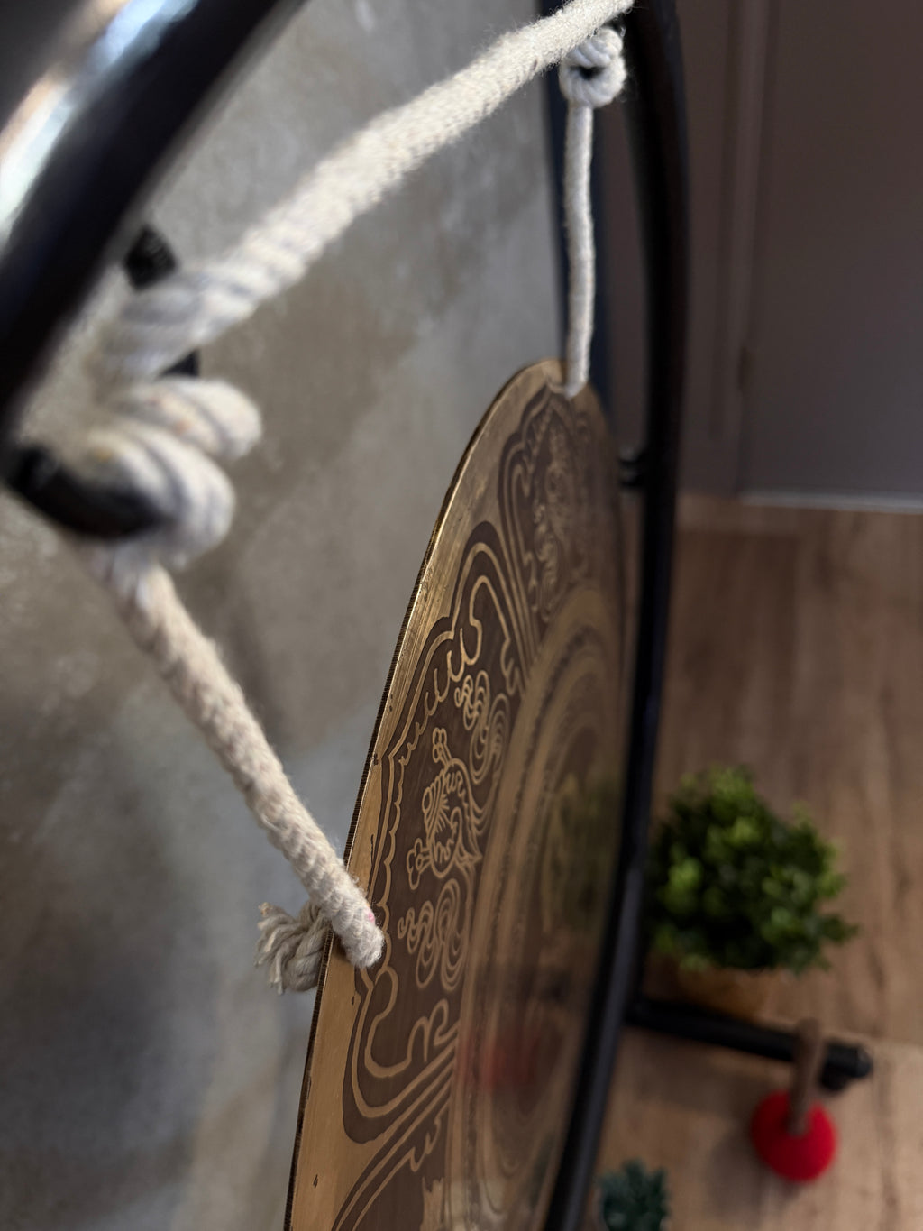 Gong Népalais 40 cm avec support et maillet